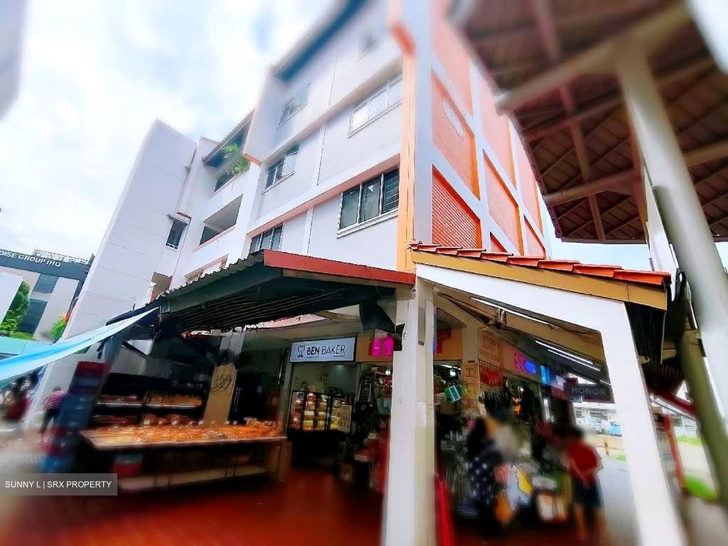 Hougang Avenue 1 (D19), Shop House #581728701